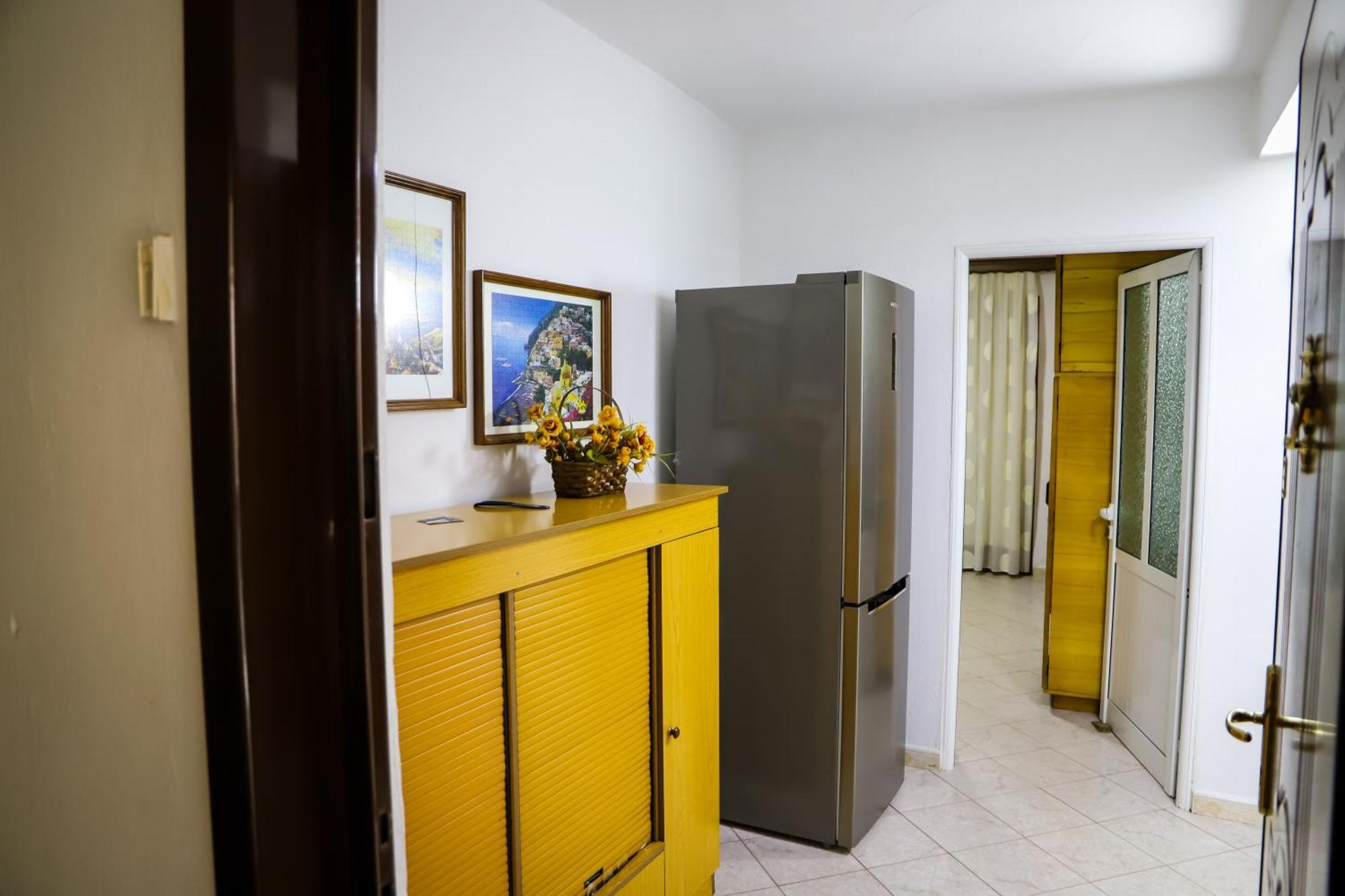 ベラトLola'S Apartamentアパートメント エクステリア 写真