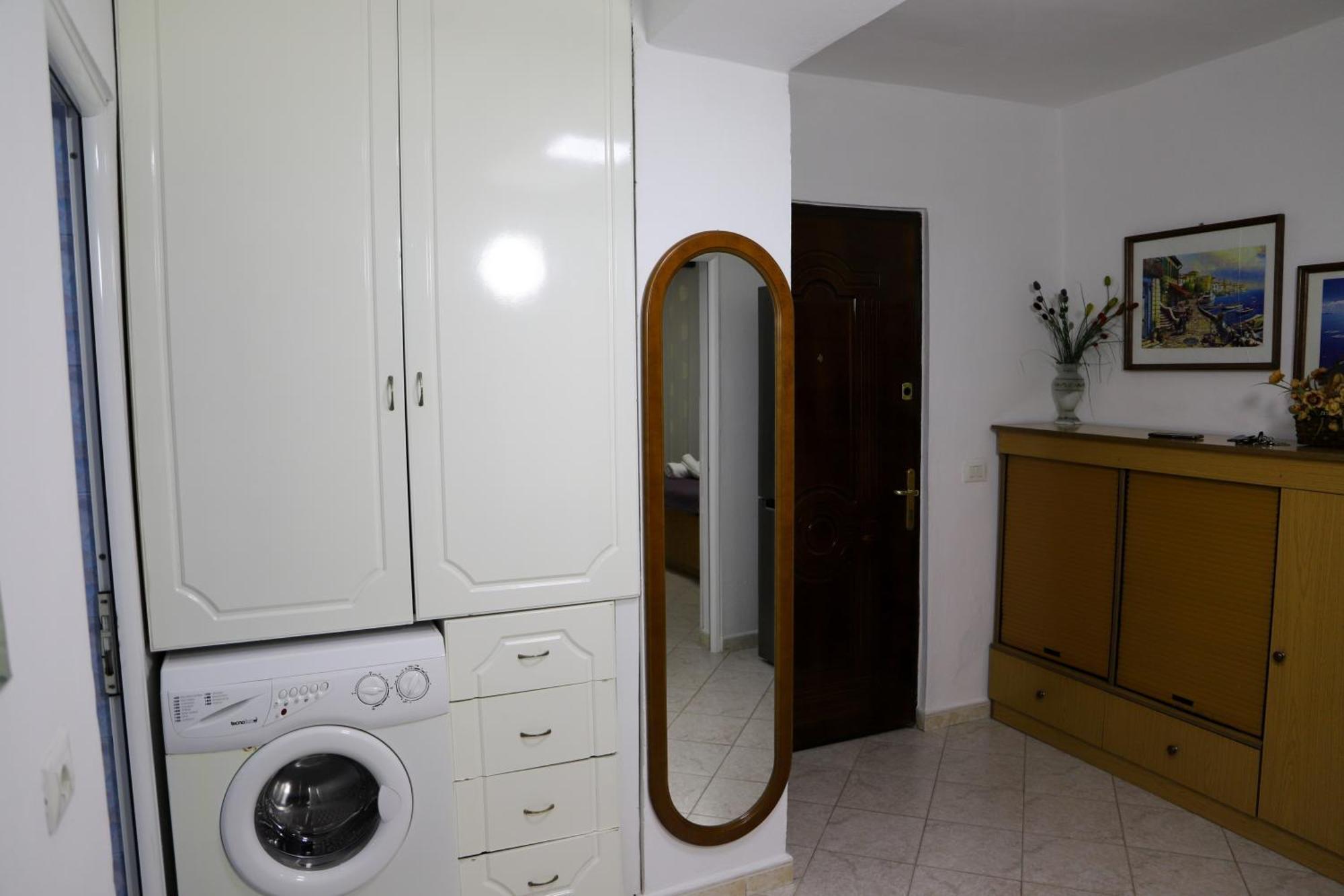 ベラトLola'S Apartamentアパートメント エクステリア 写真